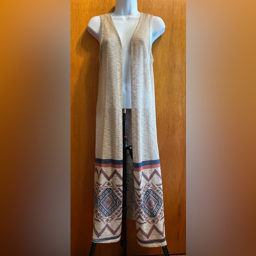 H.I.P. Size medium long knit vest with Aztec print on bottom